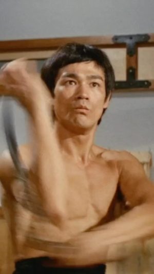 Bruce Lee Instagram - 🐉Flow

Bruce Lee Kicking Ass Fridays

#brucelee #nunchaku #flow #kickingassfridays #bewatermyfriends💧