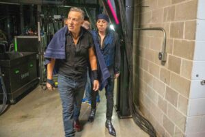 Bruce Springsteen Instagram - Milwaukee. March 7, 2023.

📸: @redemartin