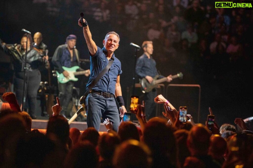 Bruce Springsteen Instagram - St. Paul. March 5, 2023. 📸: @redemartin
