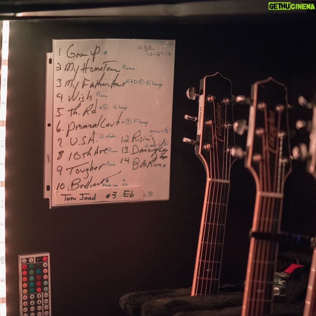 Bruce Springsteen - 37.1K Likes - The Tony Award-winning "Springsteen on Broadway" residency spawned a Netflix film and a soundtrack album, released five years ago today in 2018.
📸: Rob DeMartin