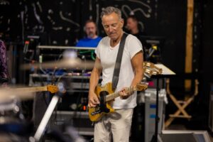 Bruce Springsteen Instagram - See you tomorrow, Phoenix!

📸: @pamspringsteen