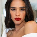 Bruna Marquezine Instagram - My first time at the @loewe show, getting to witness @jonathan.anderson beautiful creations in person. What a fantastic brain he has! Congratulations to the entire team! Such an inspiring, beautiful and authentic show. Thank you for all the fun.