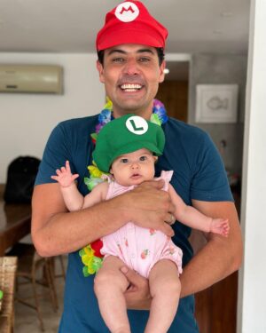Bruno De Luca Instagram - Que comecem os trabalhos. Primeiro carnaval da Aurora! Estamos animados!