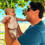 Bruno De Luca Instagram - Objetivo: Aurora sorrir. Meio: Qualquer um.