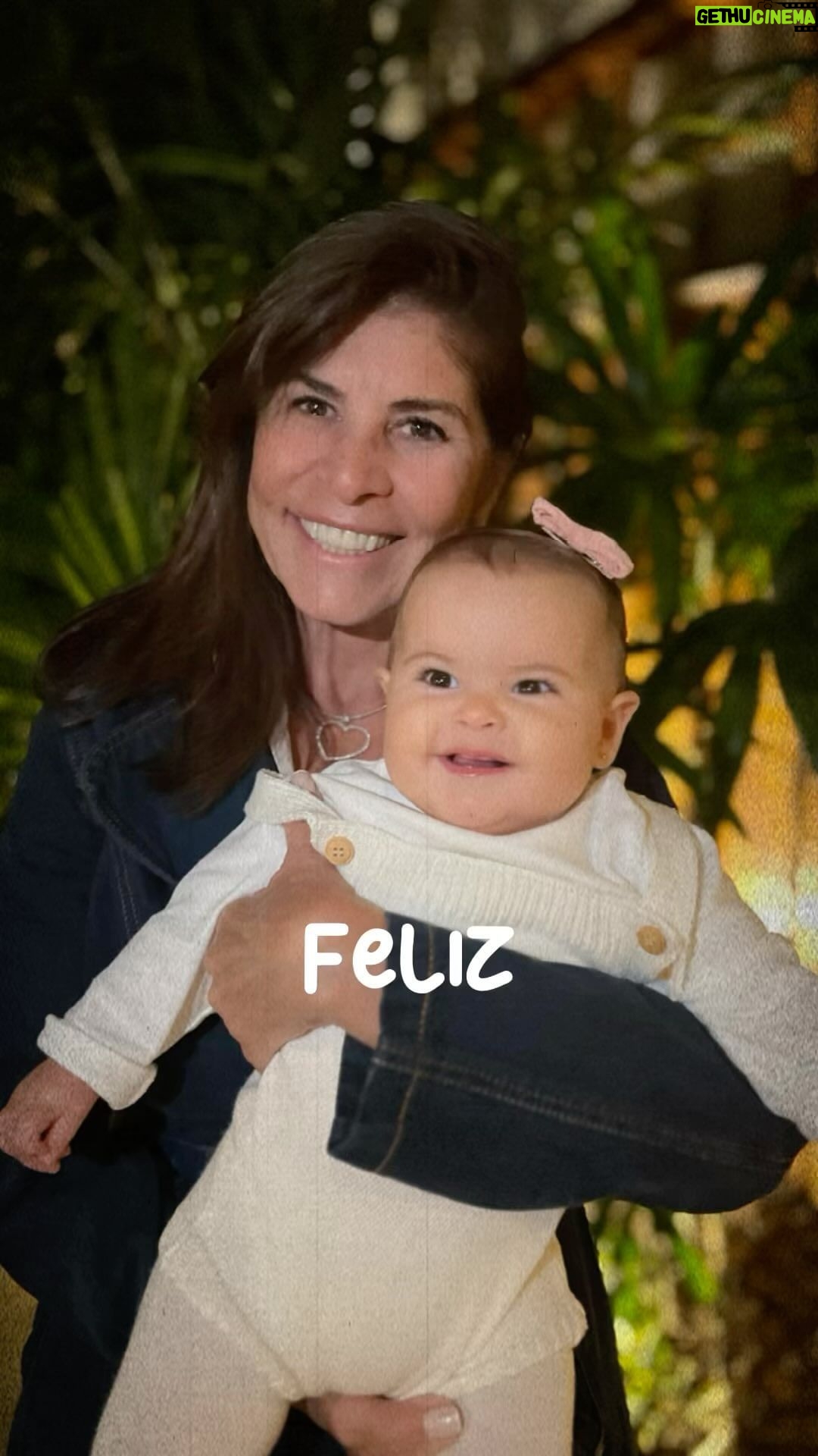 Bruno De Luca Instagram - Parabéns pra minha Rainha Vitória! Te amo, mãe!