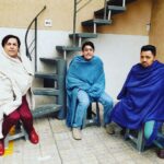 Bruno De Luca Instagram – Filmando “Os Parças – A série” no friozinho de SP com @tomcavalcante e @tirullipa , sob a direção do querido @marcelo.zambelli.diretor , autor da foto. Quem tá mais sentido o frio dessa são paula? Me conta aqui! 👇 Bom Retiro
