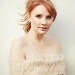 Bryce Dallas Howard Instagram - Thank you @newbeauty for a relaxed and beautiful day together!! Such an inspiring group of artists ✨ ⁣⁣⁣ ⁣⁣⁣ Photographer: @johnrussophoto ⁣⁣⁣ Styling: @karenraphael ⁣⁣⁣ Makeup: @karayoshimotobua ⁣⁣⁣ Hair: @hairbyadir ⁣⁣⁣ Publicist Extraordinaire: @alex.schack