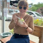 Bryce Dallas Howard Instagram - Do you find yourself longing for the good ole days of summer to never end? If so, check out the latest edition of my free newsletter where I muse about… ⁣ ⁣ ✨ How a simple moment on an everyday walk became my most cherished memory this summer ⁣ ⁣ ✨ What my sweet neighbors taught me about seasons of life ⁣ ⁣ ✨ What to consider when reflecting on your routines this summer ⁣ ⁣ Plus! A bunch of photos from my favorite moments of the season:)⁣ ⁣ Mark the winding down of summer with me and sign up ⬆️ 🔗💌 Summer Days