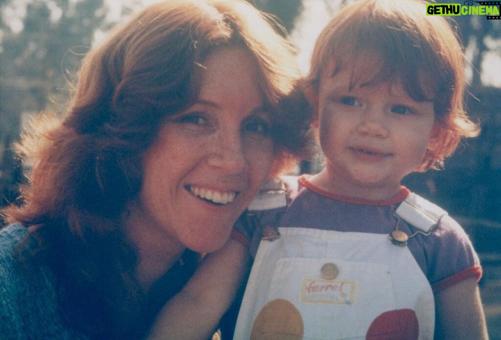 Bryce Dallas Howard Instagram - Mama, what a life you’ve made for our entire family. Thank you for never following the trends, for not giving a crap what others thought of you, and for being such a courageous, groundbreaking, and deeply ethical human. Your intelligence, imagination, and love for your constantly growing human and fur family is awe-inspiring. Happy birthday Ama-Mama we love you ❤️⁣ ⁣ [ID: A photo from 1983 of Cheryl Howard (left) in a blue shirt next to me at 2 years old (right) wearing white and polka dot overalls and a purple shirt. Both of us are smiling :) ]