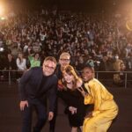 Bryce Dallas Howard Instagram - From a magical dinner at La Casa Azul and virtual dinosaur installations in Trafalgar Square, to all the beautiful people I’ve met and have gotten the chance to reunite and work with along the way, this #JurassicWorldDominion tour has been incredibly special 🧡 Thank you Mexico City & London for making my first proper trip out into the world since 2020 one I’ll never forget!! 🦖 ⁣⁣⁣⁣ ⁣⁣⁣⁣ Makeup: Kara Bua (@karayoshimotobua) ⁣⁣⁣⁣ Mexico Hair: Jenny Cho (@jennychohair) ⁣⁣⁣⁣ London Hair: Christian Wood (@cwoodhair)⁣⁣ Manicure: Sarah Chue (@chuenails) ⁣ ⁣ [ID: The cast of Jurassic World Dominion, in various configurations and black-tie gowns and suits, pose in front of the Jurassic World logo for the Mexico City and London premieres of the movie]