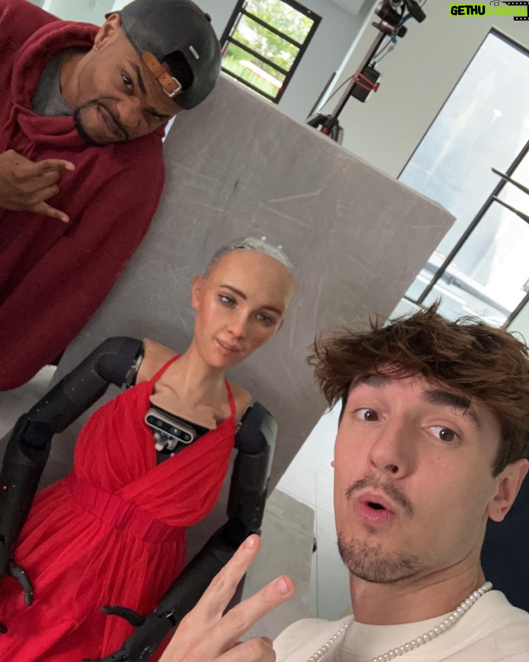 Bryce Hall Instagram - we all dated the same girl in the last slide Los Angeles, California