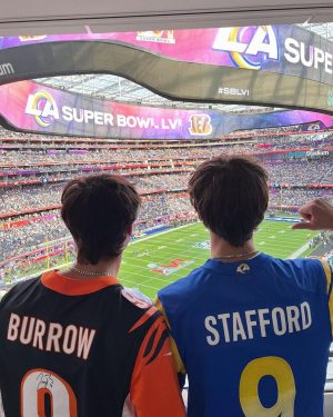 Bryce Hall Instagram - Made a $100k bet with Josh on the Bengals LFG #tnfonprime