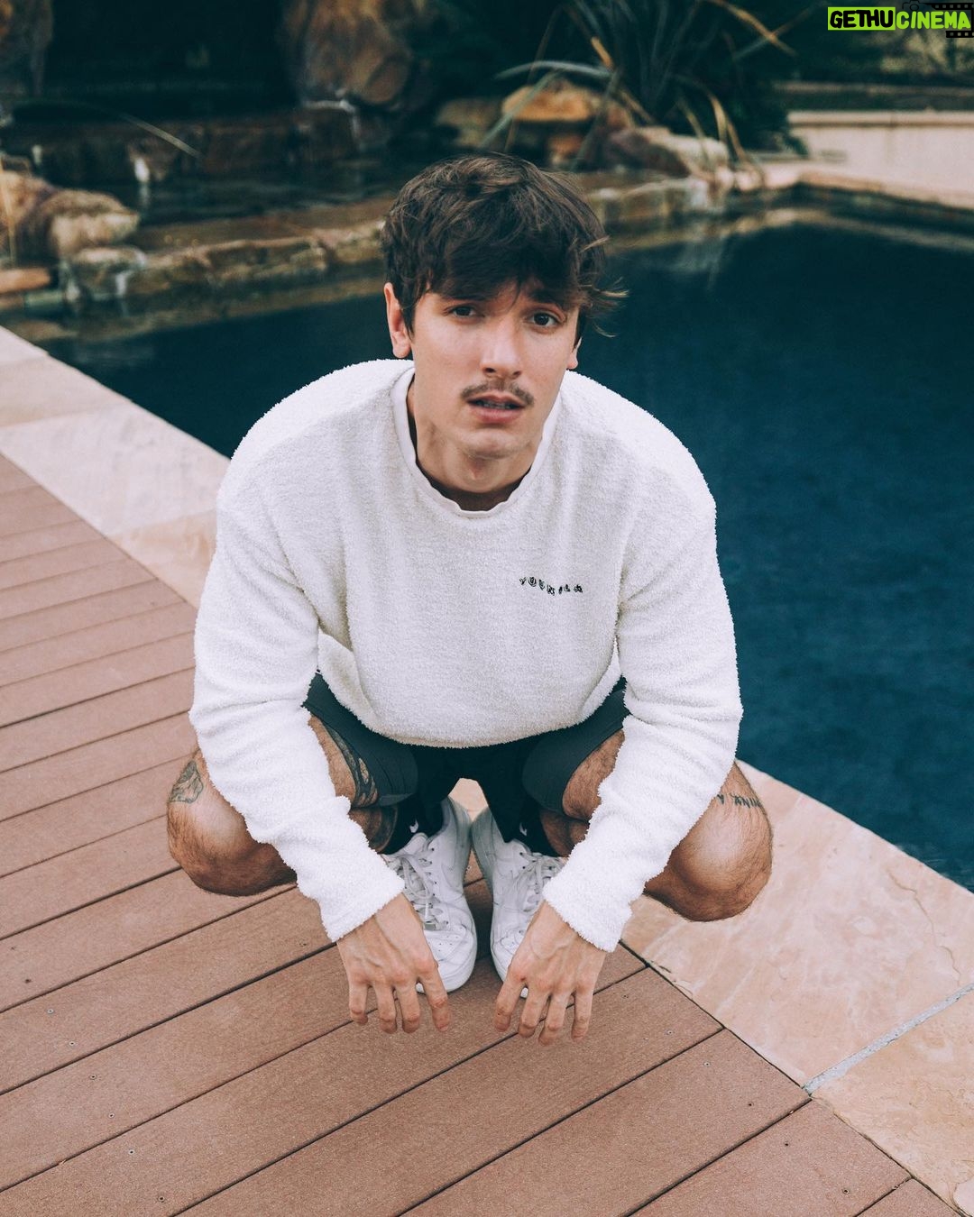 Bryce Hall Instagram - Im a YoungLA guy now ;) Los Angeles, California