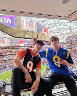 Bryce Hall Instagram - Made a $100k bet with Josh on the Bengals LFG #tnfonprime