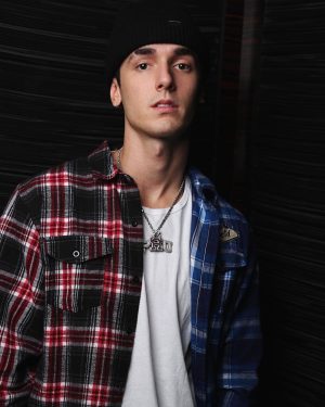 Bryce Hall Instagram - i miss my mullet ):