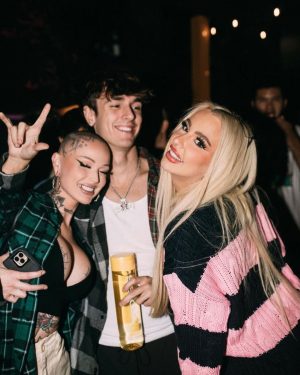 Bryce Hall Instagram - reality stars / boxers / ex - controversials !!!