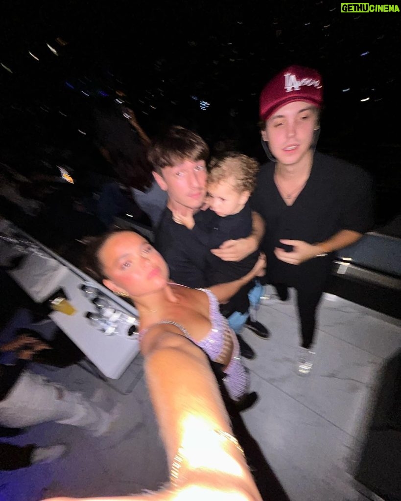 Bryce Hall Instagram - I found a baby at the beyonce concert Las Vegas, Nevada