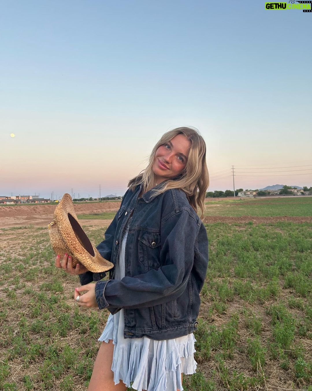 Brynn Rumfallo Instagram - hats off to turning 20