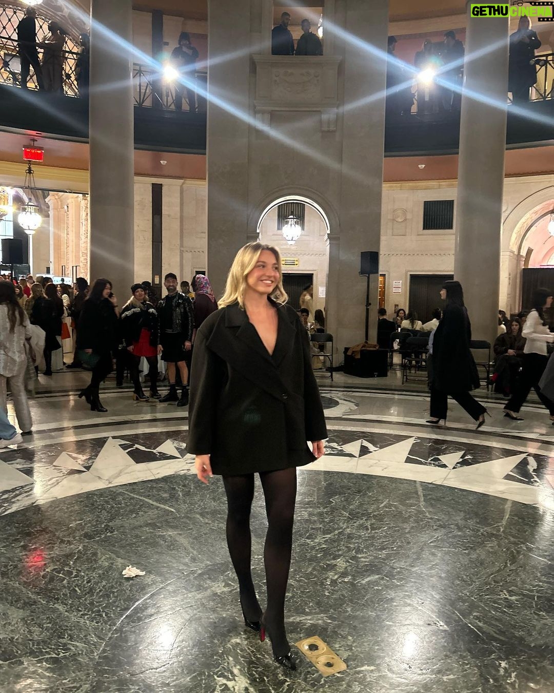 Brynn Rumfallo Instagram - i ♥️ nyc Supreme Court New York City