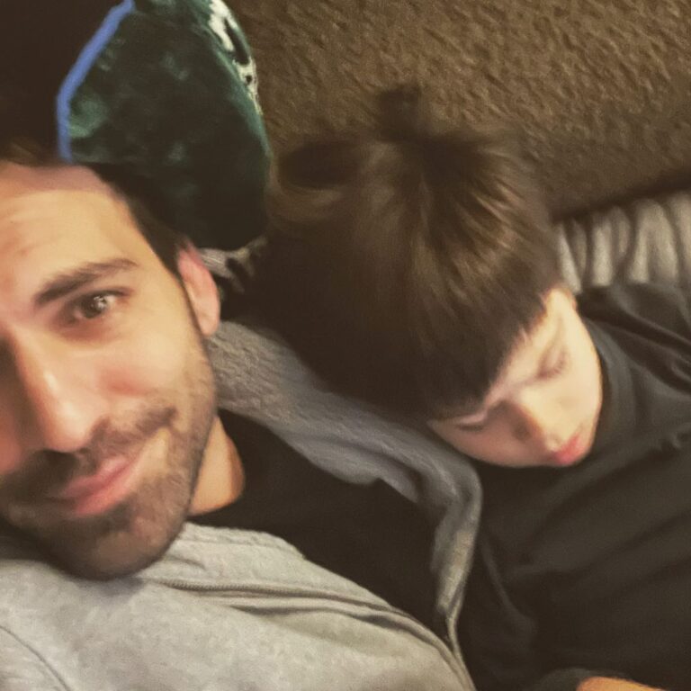 Buğra Gülsoy Instagram - 🥱💤