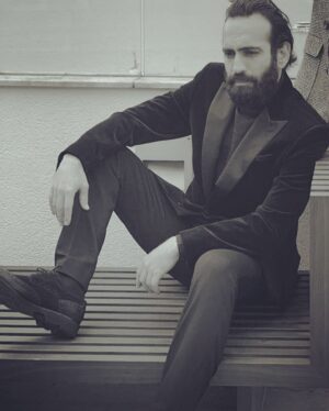 Buğra Gülsoy Instagram - #backstage @episodedergi