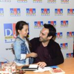 Buğra Gülsoy Instagram - En güzel imza günü sürprizi, canım #Kızım @berengokyildiz_official ✨✨✨#birincikıyametgüneşinbattığıyer #BirinciKıyamet