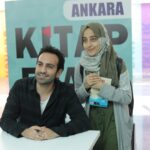 Buğra Gülsoy Instagram - İlk imza günümde beni yalnız bırakmayan Ankara okurlarına sonsuz teşekkürler 🙏🏻 Haftaya (27 Ekim Pazar) yeniden aynı yerde -ATO Congresium’da- görüşmek üzere ⭐️📕 #birincikıyamet