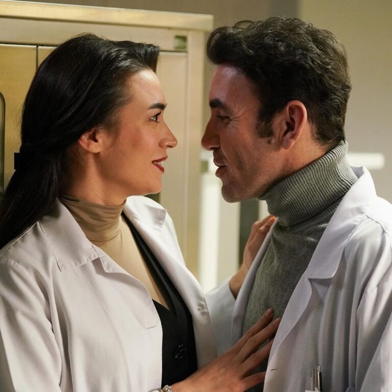 Buğra Gülsoy Instagram - #Bahar 🪷 Her Salı @showtv ‘de… @bahar.dizi @mfyapimtv