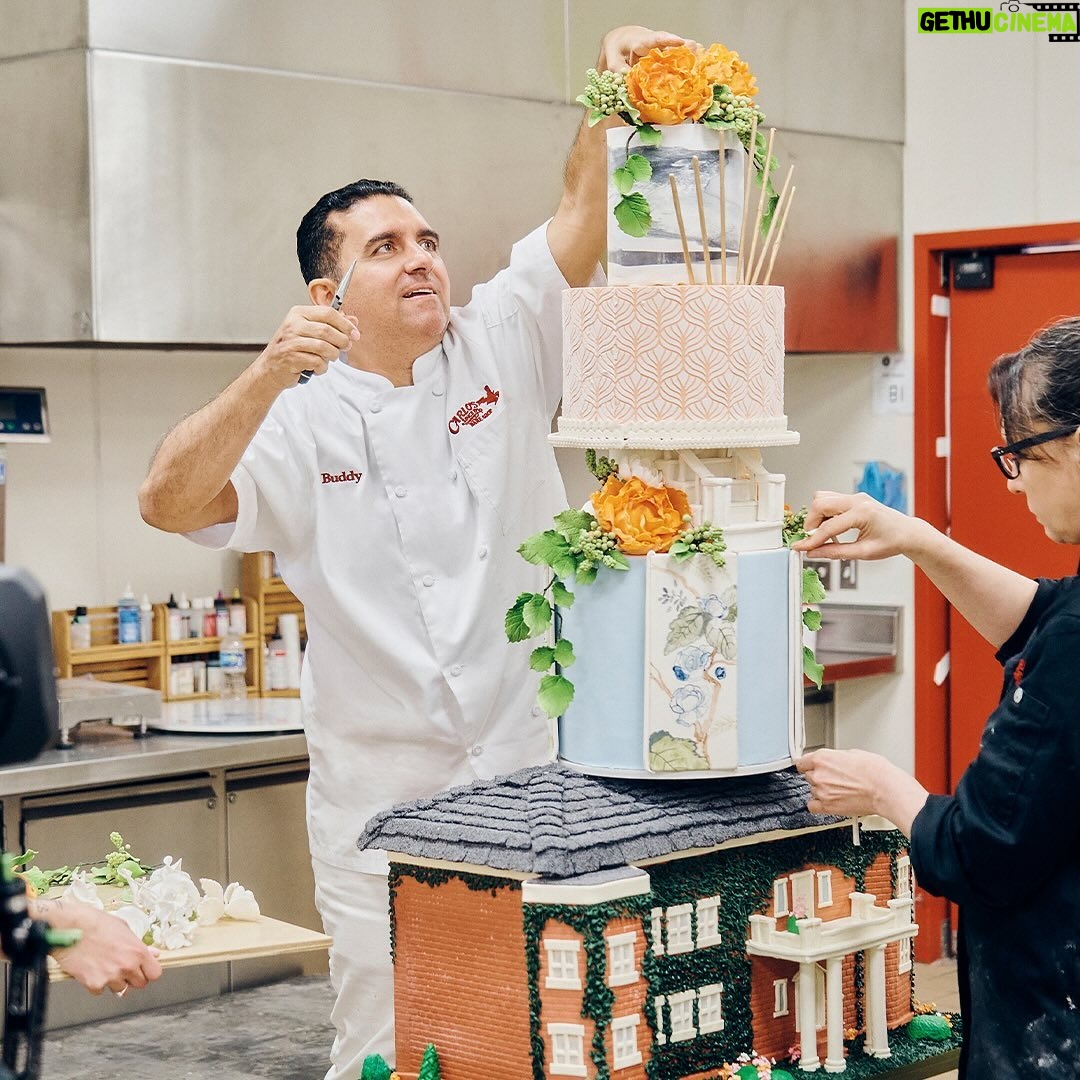 Buddy Valastro Instagram - TONIGHT! Get a double helping of @BuddyValastro during back-to-back series premieres starting with #LegendsOfTheFork at 9/8c, followed by Buddy Valastro’s #CakeDynasty at 10/9c on @AETV’s @Home.Made.Nation.