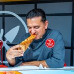 Buddy Valastro Instagram – Pizza good from the first bite to the last!

#pizzacake #buddyvalastro #harrahs #lasvegas #vegasstrip #pizza #pizzalovers #pizzatime #pizzaofinstagram #openlate Las Vegas Strip