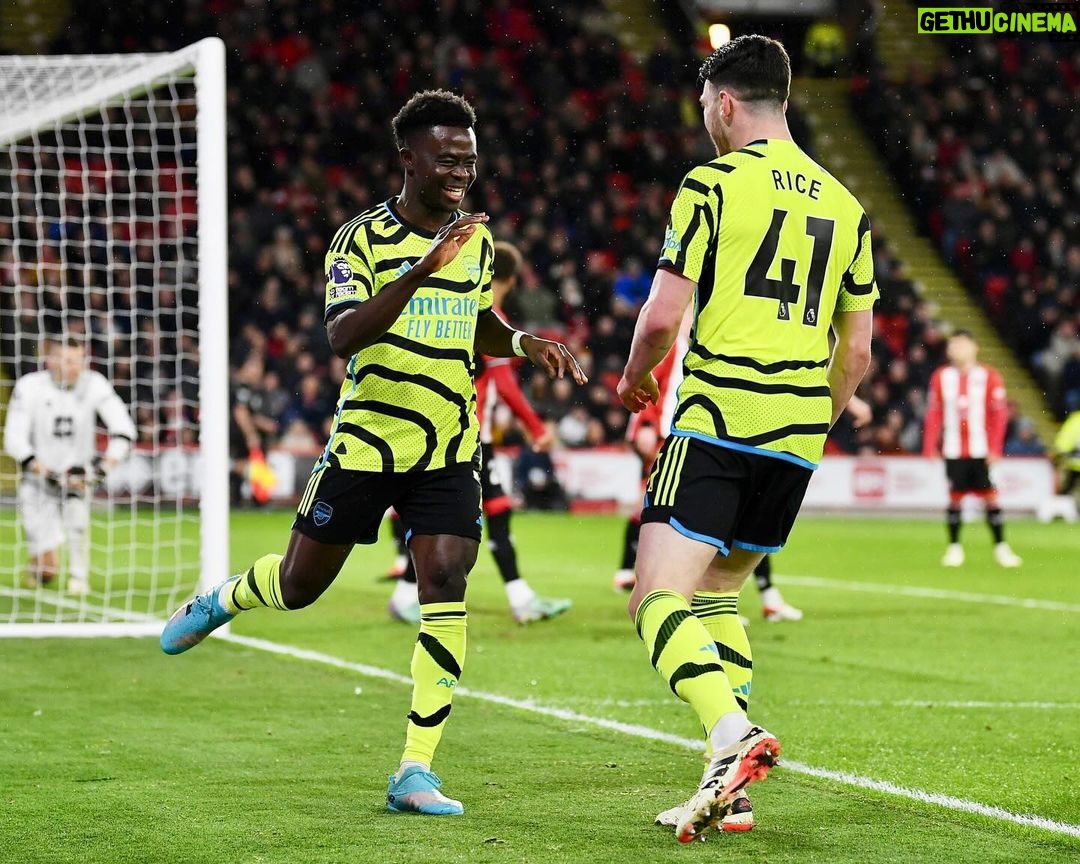 Bukayo Saka Instagram - On a mission! 💚🖤 Bramall Lane