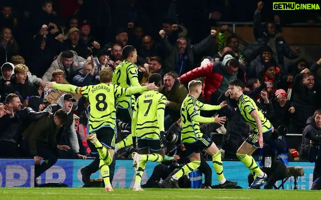 Bukayo Saka Instagram - 2️⃣0️⃣0️⃣ Apps @arsenal ✅🙏🏿 Moments like these are why I love my club! 🔴❤️