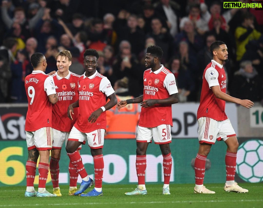 Bukayo Saka Instagram - First half of the season done ✔️ See you next month Gooners ❤️