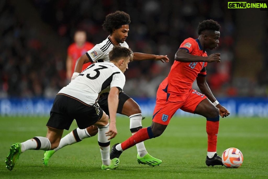 Bukayo Saka Instagram - Showed great character tonight and we deserved more in the end ! Thank you Wembley for your support 🏴󠁧󠁢󠁥󠁮󠁧󠁿❤️ Wembley Stadium