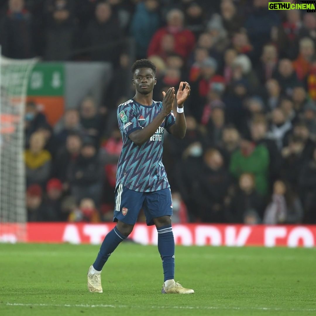 Bukayo Saka Instagram - Big character from the boys tonight 💪🏿 Fans were amazing again ❤️ Now we recover and get ready for Sunday !