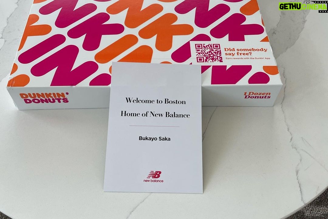 Bukayo Saka Instagram - Had the pleasure of visiting the @NewBalance HQ this week in Boston. Met some amazing people ! See you all soon πΊπΈπ«