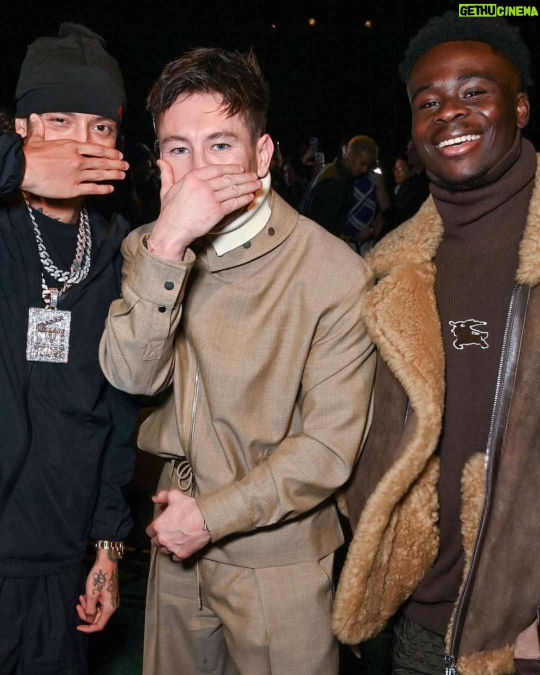 Bukayo Saka Instagram - Good vibes at London Fashion Week! Thank you @burberry 📸 London, United Kingdom