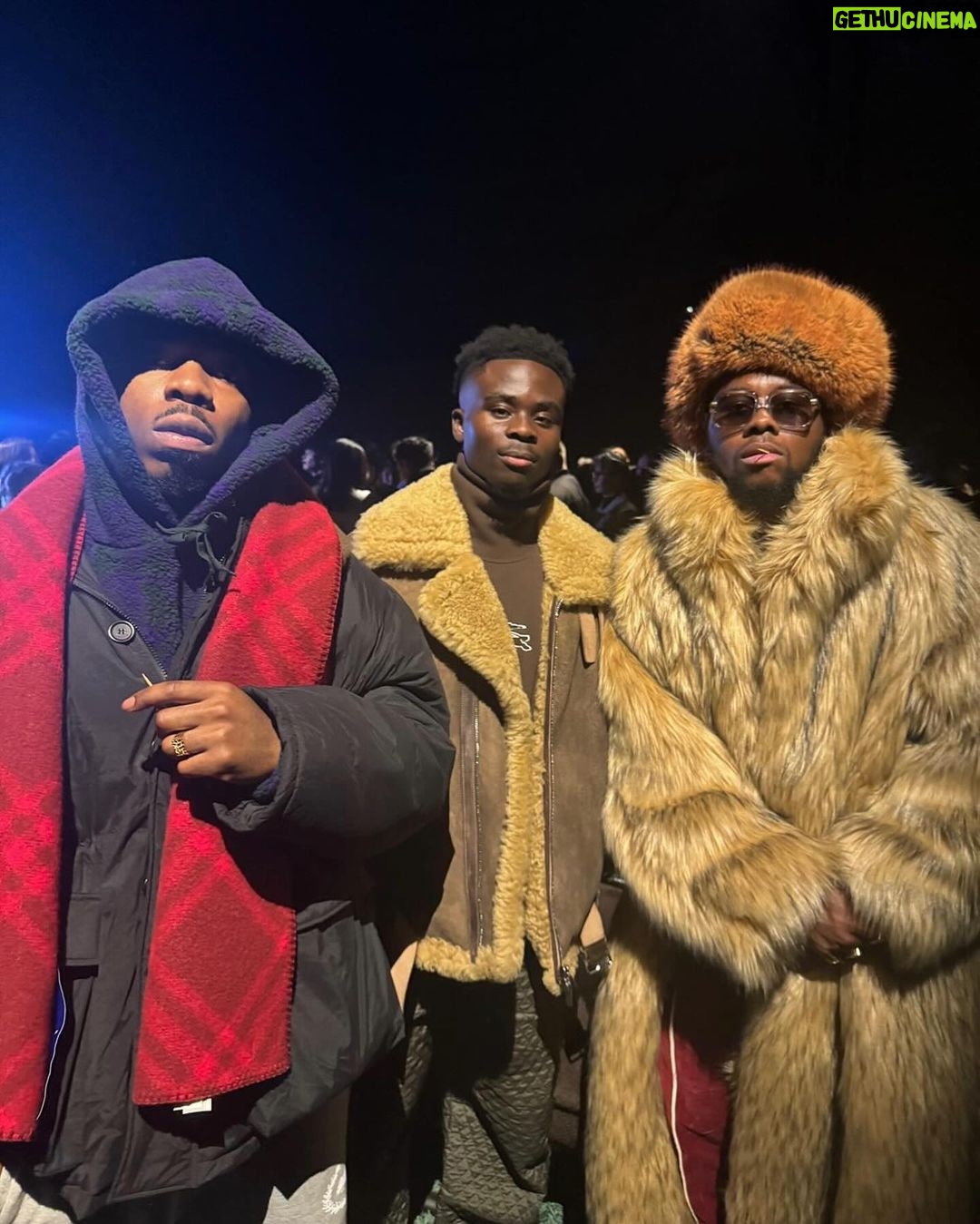 Bukayo Saka Instagram - Good vibes at London Fashion Week! Thank you @burberry 📸 London, United Kingdom