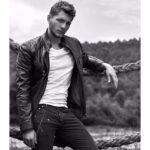 Burak Tozkoparan Instagram – Instyle temmuz sayısından.💀