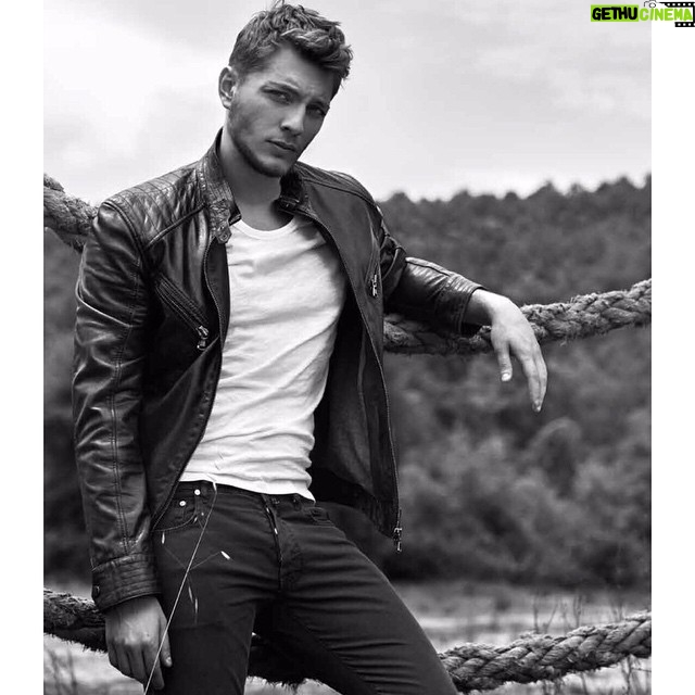 Burak Tozkoparan Instagram - Instyle temmuz sayısından.💀