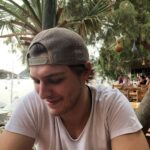 Burak Tozkoparan Instagram – saçların her an toplanabilir olduğu bir yazdan :]