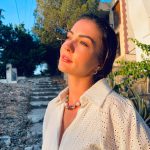 Burcu Özberk Instagram - Bir yaş daha almadan, kendimle ilgili yeni keşifler yaptığım an’ları paylaşmak istedim. Katlanarak artsın diye✨