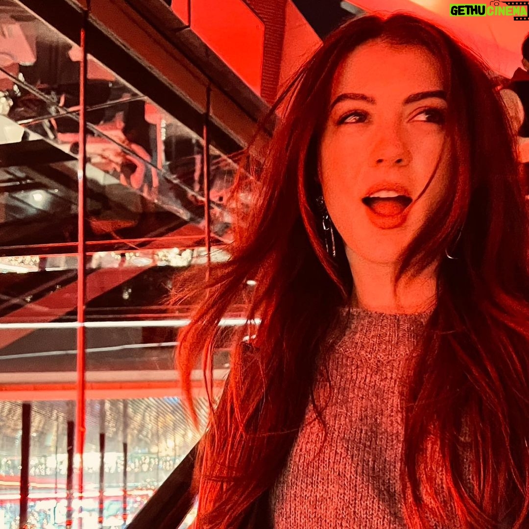 Burcu Özberk Instagram - Bir yaş daha almadan, kendimle ilgili yeni keşifler yaptığım an’ları paylaşmak istedim. Katlanarak artsın diye✨