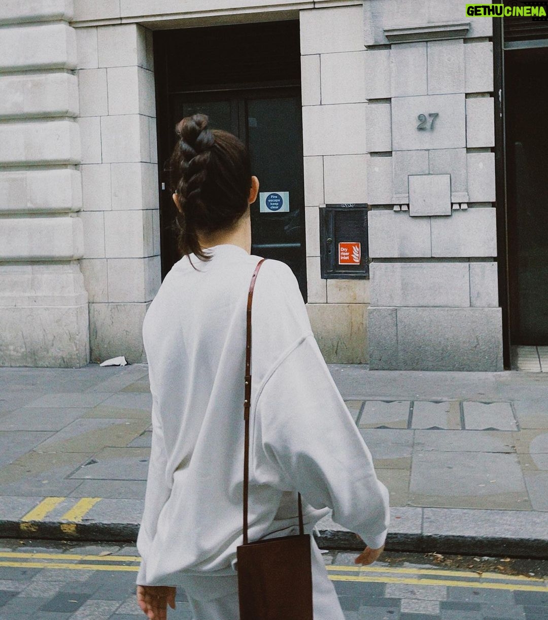 Burcu Özberk Instagram - I’ll be back soon 🖤 London, England, UK