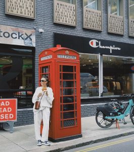Burcu Özberk Instagram - I’ll be back soon 🖤 London, England, UK