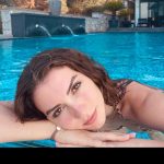 Burcu Özberk Instagram - Bir yaş daha almadan, kendimle ilgili yeni keşifler yaptığım an’ları paylaşmak istedim. Katlanarak artsın diye✨