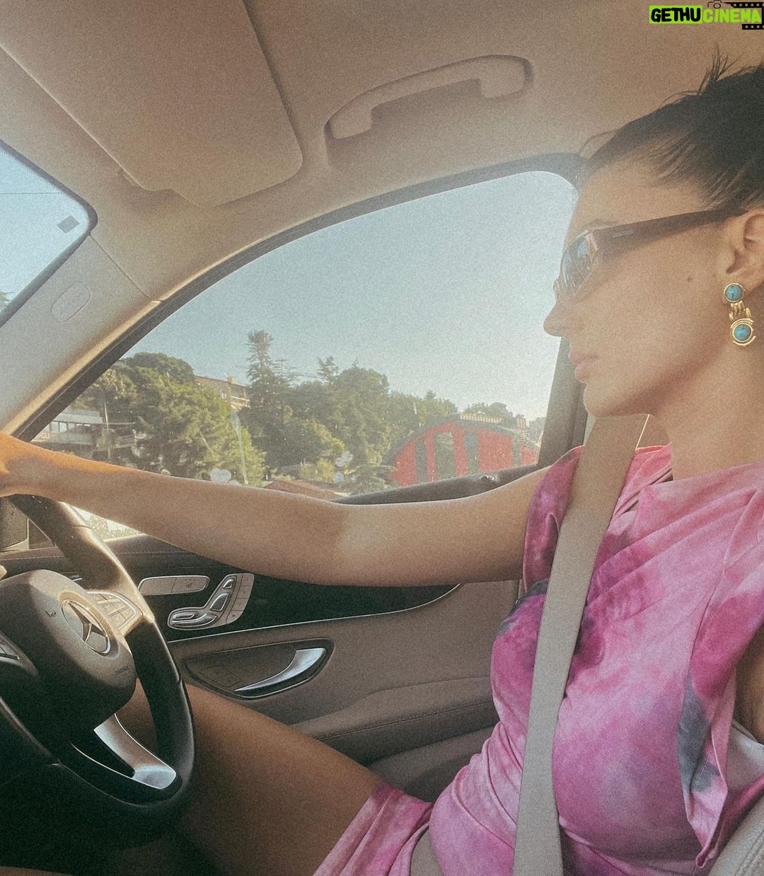 Burcu Özberk Instagram - Küçük bir yol hatırası🤍