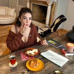 Burcu Özberk Instagram - Bugün kendime tatlı kahve keyfi ısmarladım :)