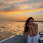Burcu Özberk Instagram – Ne kadar güzel olabilirse 🤍