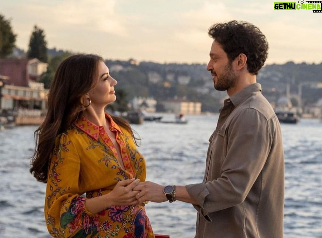 Burcu Özberk Instagram - 3 Şubat’a ne kaldı??? Rüyanda Görürsün @primevideotr🤍🧿
